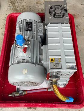94992255m008 Agilent Ms40 Rotary Vane Vacuum Pump-used