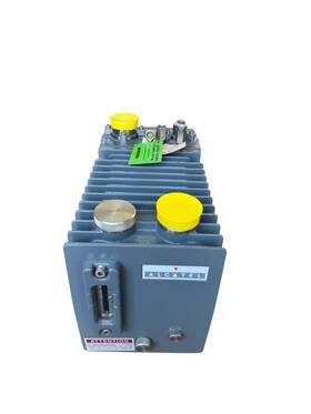2033c2 Alcatel / Adixen Rotary Vane Vacuum Pump Fomblin 208v 1 Phase 2033c2 Alcatel / Adixen Rotary Vane Vacuum Pump Fomblin 208v 1 Phase