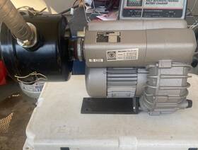 1724492 Becker Vacuum Pump Sv 5.90/1 120/115 Pressure 2800/3300 Speed