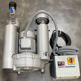 Becker 7.190/5-22 Vacuum Pump Type Sv 3300 Rpm With Control Panel Clean Condition