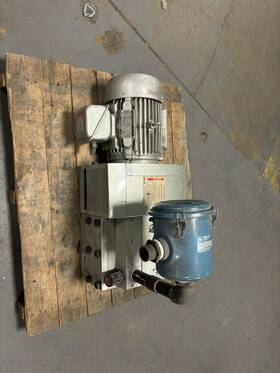 Kvt3.140 Becker Rotary Vacuum Pump 900mbar 154m3/h 7-1/2hp 230/460v-ac