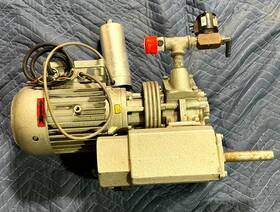 021-382 Busch Ht-190g Rotary Vane Vacuum Pump Motor Assembly 433454 E8f2b3