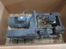 Mm1252.avv3.vnxx Busch Vacuum Pump U1342.913.202 No Cover