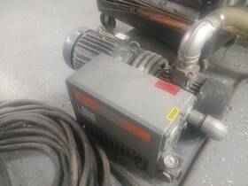 Rc0100-e506-1001 Busch R5 Vacuum Pump Working With Baldor Motor