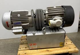 1ef100la-04 Bush Akh Vacuum Pump 208 V 60 Hz For Parts Repair