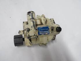 V15a1ry-95 Daikin Piston Pump 1.3cm In 2cm Out Metal Used