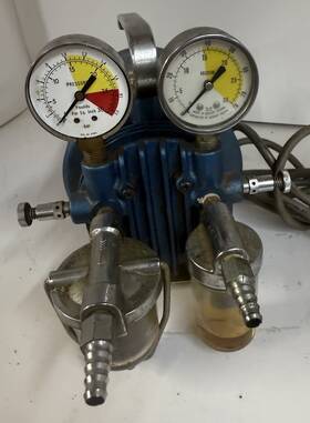 1726 Doerr D3cx D8 Cx Vacuum Pump Motor H48z 1ph 1/6hp Rpm 115 Vac 27 Inches