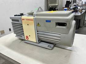 037584399 Edwards Rv8 Rotary Vane Vacuum Pump 037584399 Edwards Rv8 Rotary Vane Vacuum Pump