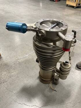 230-250v Edwards 160/700m Diffstak - 1-ph 50/60 Hz 230-250v Edwards 160/700m Diffstak - 1-ph 50/60 Hz