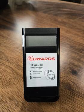D03000420 Edwards P3 Portable Vacuum Gauge / Data Loggerp/n