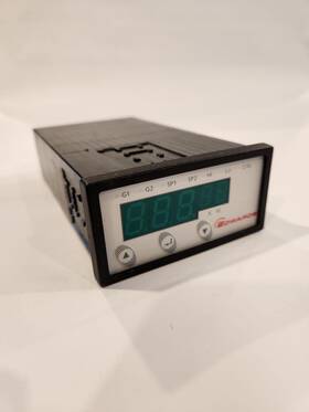 D39591000 Edwards Active Digital Controller Adc Standard Version Relay Issue