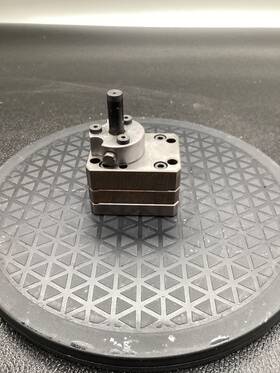 Fanuc E0-9999-525-000 Zenith Bpb-6285 Gear Pump Used