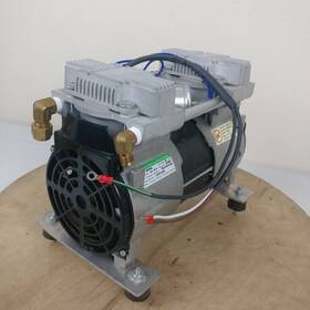80rnd G&m Tech Oil-less Piston Dry Vacuum Pump 80 Lpm 115v Ac Nos