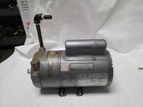 0522-p304-g509dx Gast Rotary Vane Vacuum Pump 1/4 Hp. 220v. 1ph 60/50hz