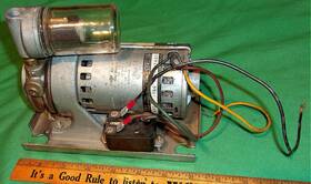 1531-p175a-351 Gast Vacuum Pump Clean Good Motor Windings 1/15 Hp