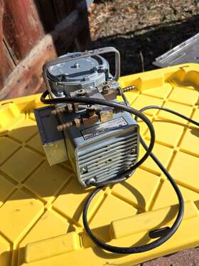 Doa-p126-fb Gast Vaccum Pump 115/110v 4.5/4.8a 60 50hz