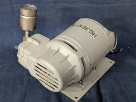 Q-32058 Gast Vintage 1968 Believed Vacuum Pump Oil-less Fully Working Q32058 Q-32058 Gast Vintage 1968 Believed Vacuum Pump Oil-less Fully Working Q32058
