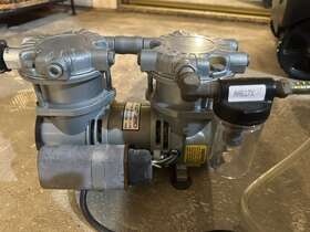 Saa-v116-nq Gast 115v Vacuum Pump Mini Compressor Used