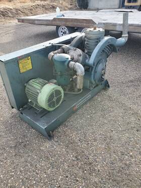 15vx10 Ingersoll Rand Vacuum Pump