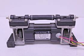 Iwaki Apn-1001s-u1 Dual Head Vacuum/pressure Pump Oil-free 100vac Erc-4000s-u1