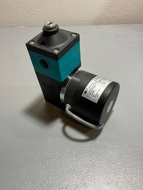 Kp.27dcb Knf Unf 300 24vdc 4 Wire Diaphragm Pump 3/8npt Threads