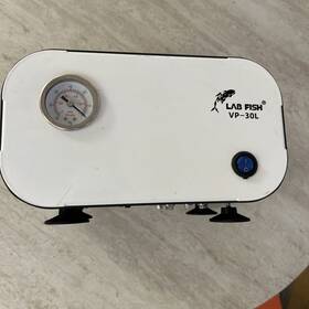Lfus006-vp Lab Fish Lfus006-vp/30l Labfish Vacuum Pump Portable Oilless Diaphragm 30l/min Parts Only Untested Lfus006-vp Lab Fish Lfus006-vp/30l Labfish Vacuum Pump Portable Oilless Diaphragm 30l/min Parts Only Untested