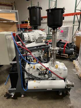 112065v15-1 Leybold Dryvac Dv 650 Dry Compressing Vacuum Pump With Inlet Filter And Silencer 112065v15-1 Leybold Dryvac Dv 650 Dry Compressing Vacuum Pump With Inlet Filter And Silencer
