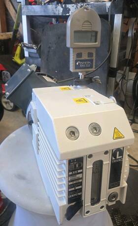 170028 Leybold D8b Dual Stage Vac Pump Rebuilt 1mtor Volt Marathon 1 Ph Motor 170028 Leybold D8b Dual Stage Vac Pump Rebuilt 1mtor Volt Marathon 1 Ph Motor