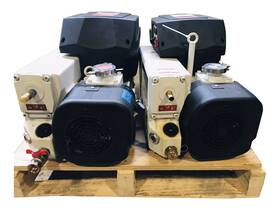 960465v013003 Leybold / Thermo Fisher Scientific Lot Of 2x Sogevac Sv 40-65 Bifc Single Phase Rotary Vane 960465v013003 Leybold / Thermo Fisher Scientific Lot Of 2x Sogevac Sv 40-65 Bifc Single Phase Rotary Vane