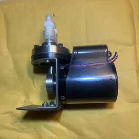 Lvm-10 Matsushita Electric Compact Vacuum Diaphragm Pump Lvm-10 Matsushita Electric Compact Vacuum Diaphragm Pump