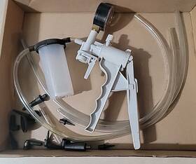 Kd101 Mityvac Ii Hand Operated Vacuum Pump W. Accessories Made In Usa