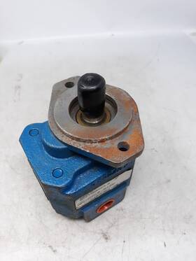 P124a082zlz Permco A15-55 Hydraulic Gear Pump Used - Good