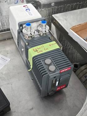 2010c1 Pfeiffer Rotary Vane Vacuum Pump