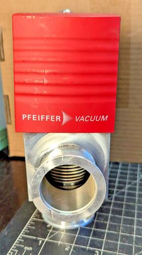 Pfa58204 Pfeiffer Avc 040 Pa / Kf Qf Actuated Right Angle Vacuum Valve D1b6 Pfa58204 Pfeiffer Avc 040 Pa / Kf Qf Actuated Right Angle Vacuum Valve D1b6