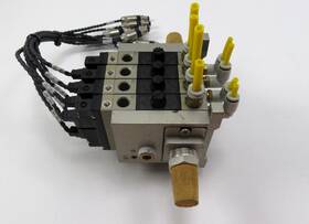 Zm133h-k5lz Smc Lot Of 4 Vacuum Ejector With Vj114-5loz Valves Mounted