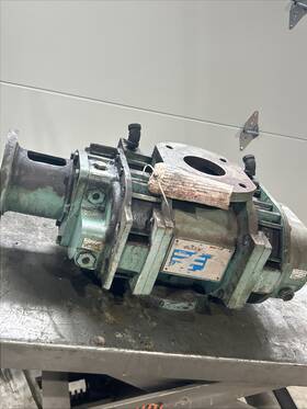 306-401 Stokes Vacuum Pump. Model Blower Pump