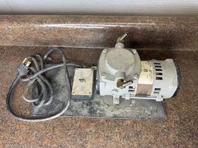 107cab18tfe Thomas 107cab18-d 110/115v 50/60hz 1.8/1.5a Compressor/vacuum Pump