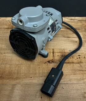 107cab18tfel-c Thomas Compressor And Vacuum Pump 110/115v 50/60hz 107cab18tfel-c Thomas Compressor And Vacuum Pump 110/115v 50/60hz
