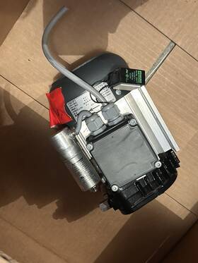 2533117 Thomas Oil-less Vacuum Pump Model 2155se 115v 60hz 3.5a