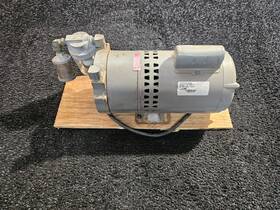 Ta-0075-v Thomas 991091 Vacuum Pump Rotary Vane 1/2hp 1725rpm 8amp 115v Used