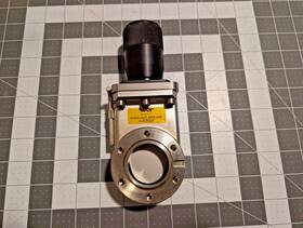 01032-ue01 Vat 01032-ue01/0002 Gate Valve Mini Uhv Series 010 Dn40 Cf Flanged