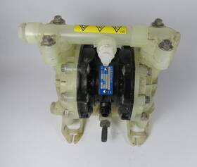 810.6772 Verderair Double Diaphragm Pump 1/2 Inch Ptfe Polypropylene Size 15 Used