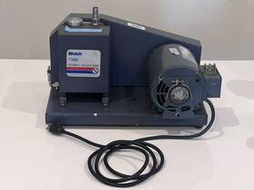 1399b-01 Welch Duo Seal Vacuum Pump. 2000 New