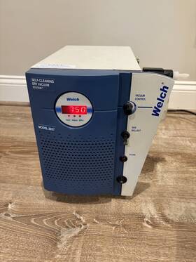 202701 Welch 2027 Self-cleaning Dry Vacuum System Pump Digital - Tested