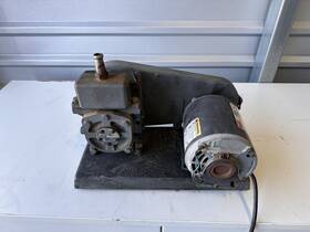 5755-0 Welch Duoseal Vacuum Pump Model With Dayton Motor