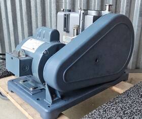 C63cxgzp-4780 Welch C63cxgzp4780 1402n Chemstar Duo-seal Belt-driven Vacuum Pump Motor War