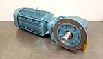 Sew Eurodrive DRE132M4 Gear Motor 220-242D / 380-420Y 1500 Rpm KF67A Box. Fixed Price $1172.25.