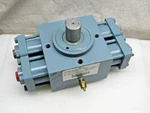 Moog H37-100-00-ESX-MS14-RKS-N Hydraulic Rotary Actuator Ohio Oscillator Deg. Fixed Price $1000.00.