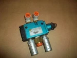 Mac Valves 180001-112-0111 3-WAY Air Roller Cam Used. Fixed Price $55.00.