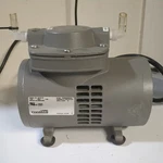 Thomas 927CA 18 Oil-less Vacuum Pump Compressor 115V Motor. Fixed Price $119.00.